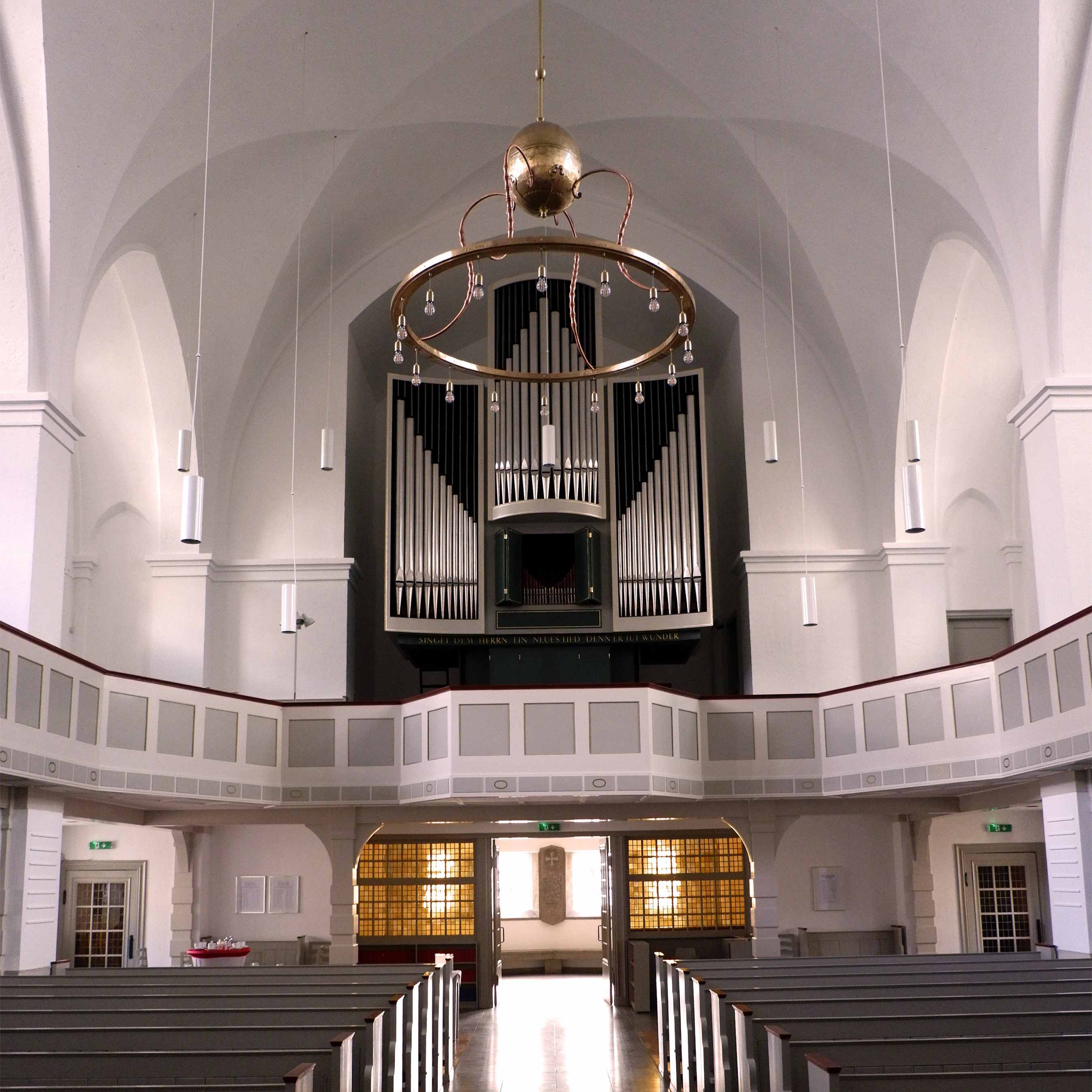 кафедральный собор святых петра и павла основной зал