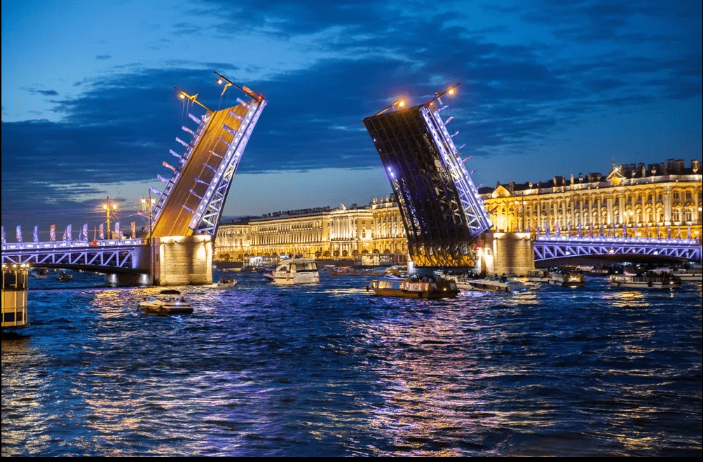 Купить билеты на Ночные прогулки на теплоходе под разводными мостами со ...