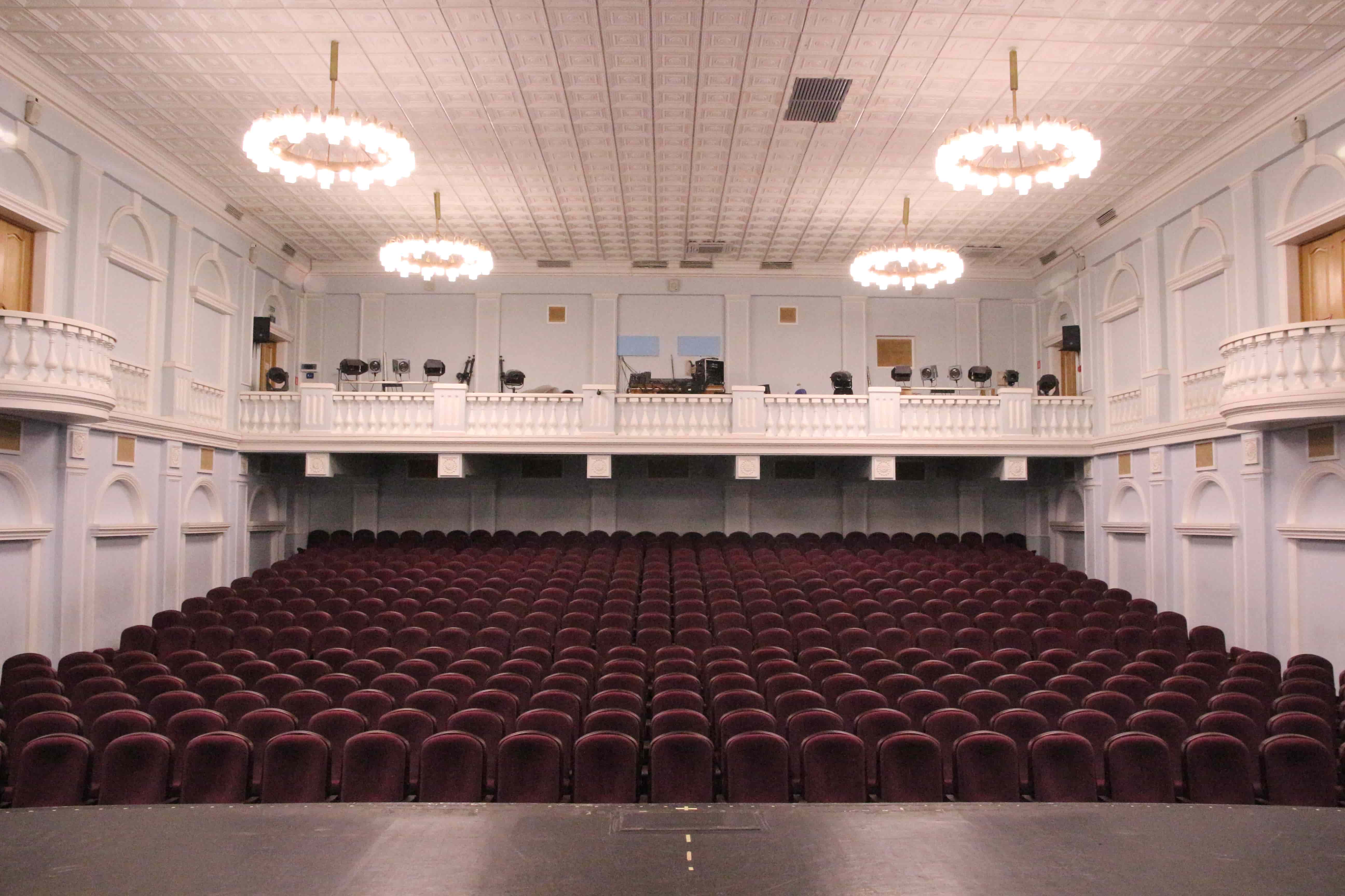 Детский драматический театр на Неве в СПб: афиша, репертуар, адрес ...