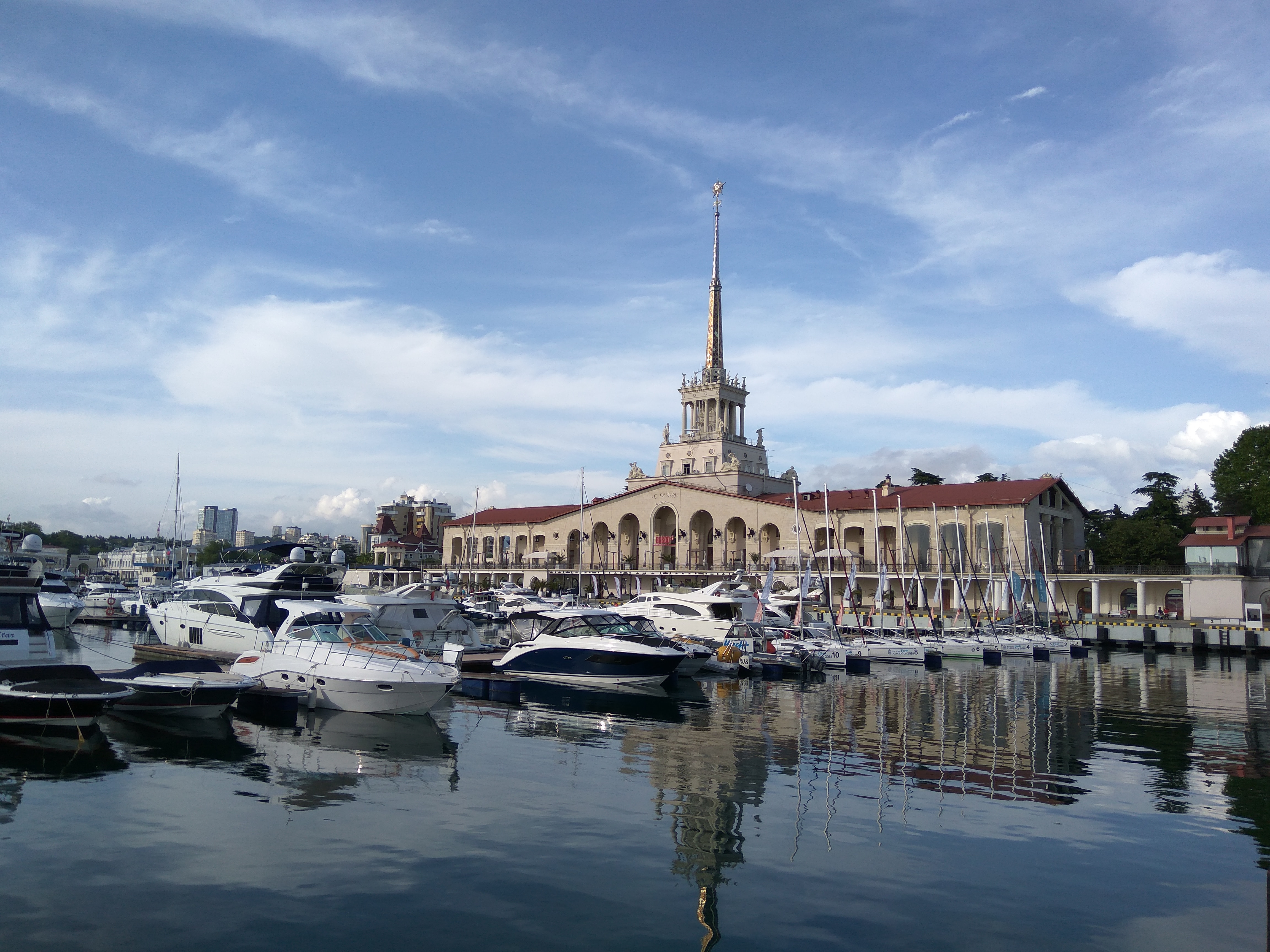 Нижний новгород сочи отдых с перелетом. Морпорт Сочи. Морской вокзал Сочи. Морпорт Батуми. Сочинский морской порт.